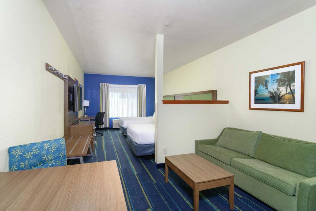 Triple Play Resort Hotel & Suites Hayden Exteriör bild